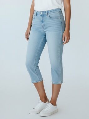Charter Club Women’s Bristol Capri Slim Fit Ankle Jeans In Light Blue Wash